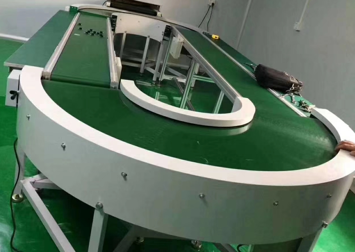 轉(zhuǎn)彎帶式輸送生產(chǎn)線(xiàn).jpg 轉(zhuǎn)彎帶式輸送生產(chǎn)線(xiàn).jpg